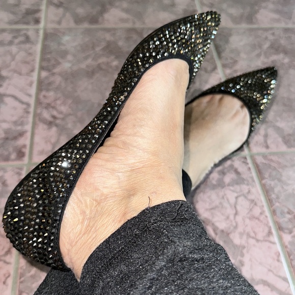 Steve Madden black flats multi rhinestone shoes - Picture 2 of 5